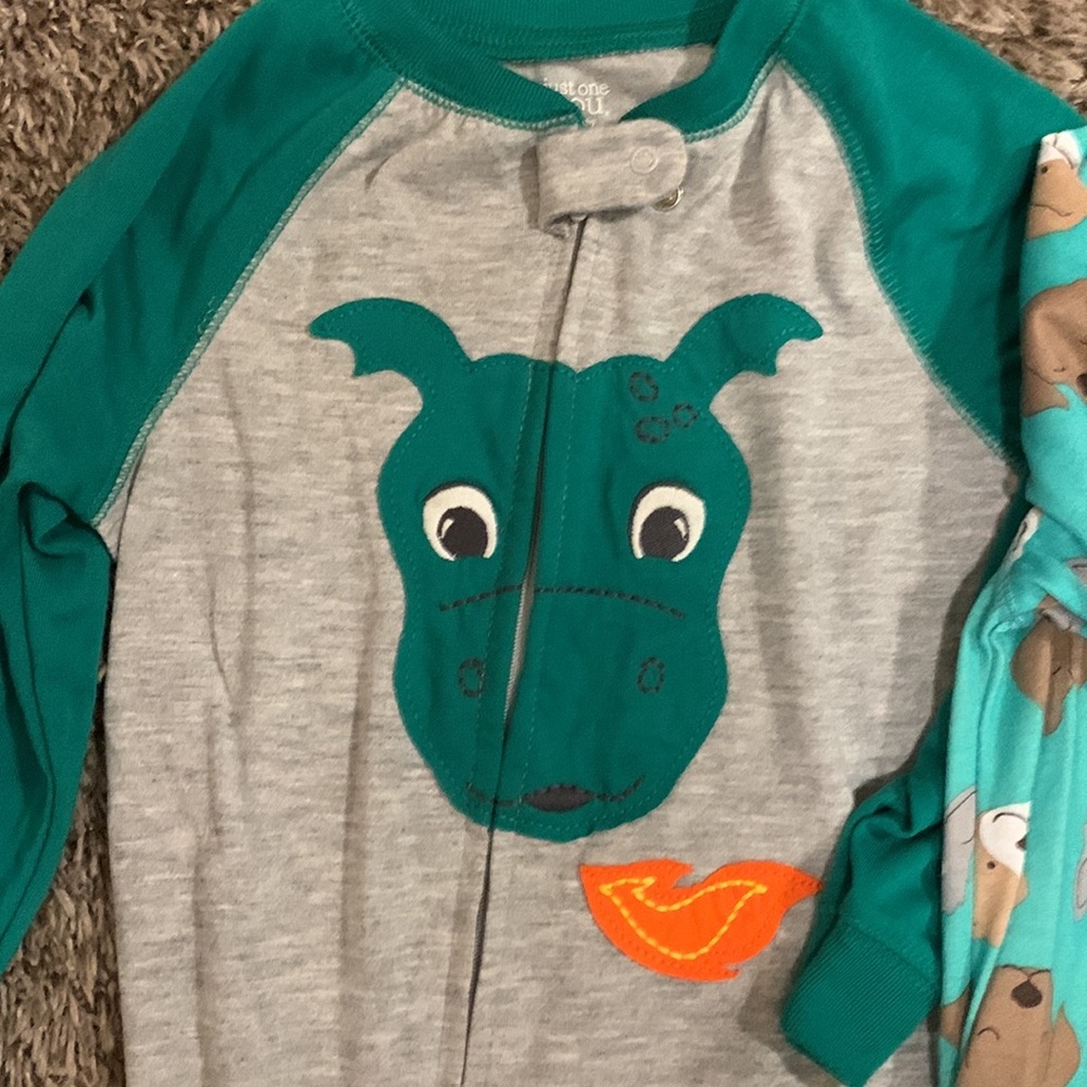 Boys size 3T zip up sleepers - 2 pack dragon and puppy dog themed! - Picture 2 of 6